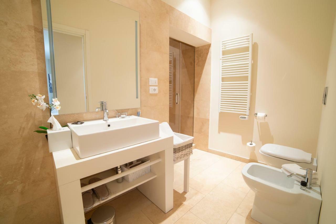 Rooms Milano Duomo Exterior foto